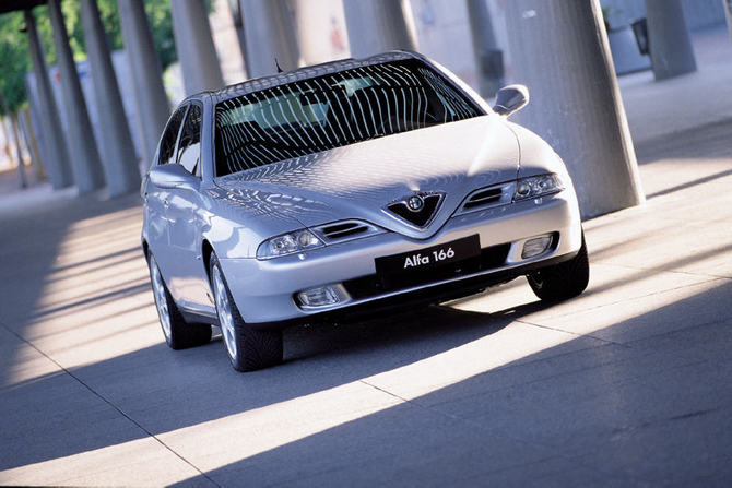 Alfa Romeo 166 3.2 V6 24v Luxury Alfa Romeo 166 3.2 V6 24v Luxury