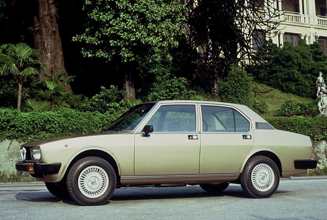 Alfa Romeo Alfetta 2000L Alfa Romeo Alfetta 2000L