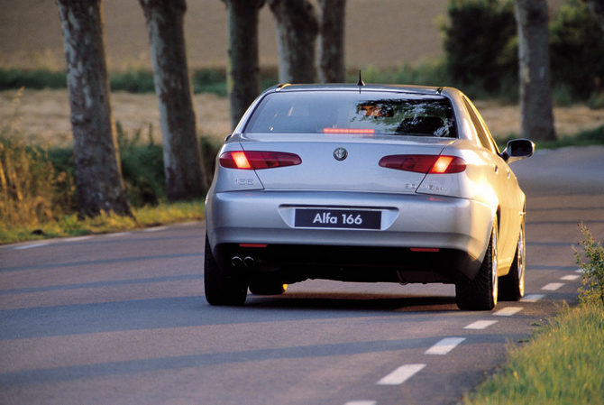 Alfa Romeo 166 3.2 V6 24v TI Alfa Romeo 166 3.2 V6 24v TI