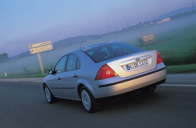 Ford Mondeo 1.8 Ford Mondeo 1.8