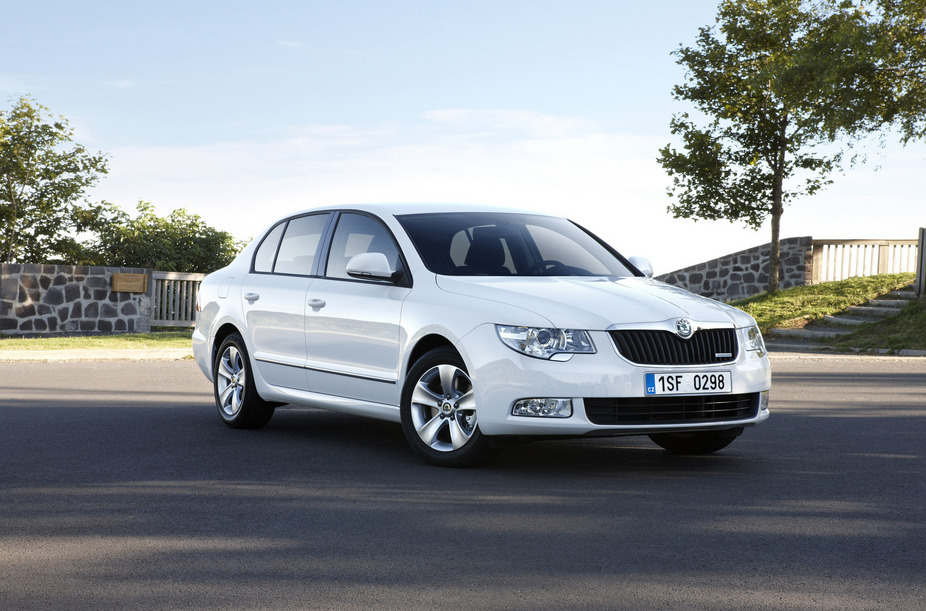 Skoda Superb 1.6I TDI CR 105hp Comfort Greenline Skoda Superb 1.6I TDI CR 105hp Comfort Greenline