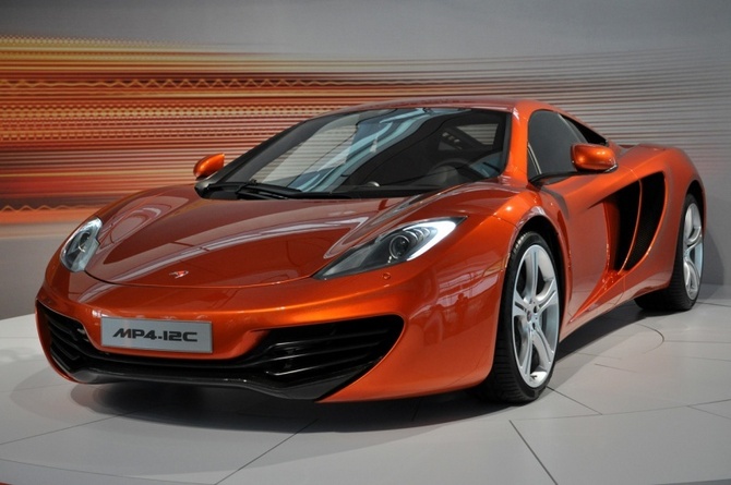 McLaren MP4-12C, ne P11, supercar McLaren MP4-12C, ne P11, supercar