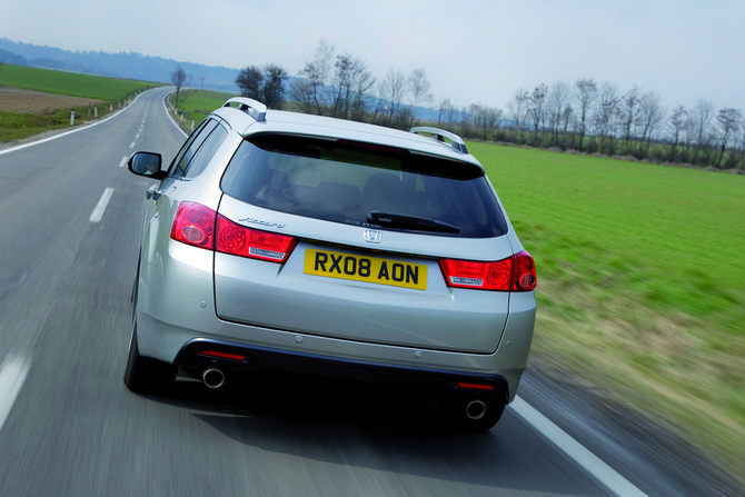 Honda Accord Tourer 2.0 i-VTEC Elegance Limited Edition Honda Accord Tourer 2.0 i-VTEC Elegance Limited Edition
