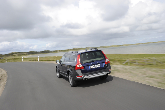 Volvo XC70 T6 Ocean Race AWD Geartronic Volvo XC70 T6 Ocean Race AWD Geartronic