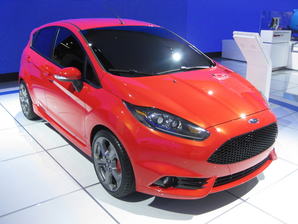 Ford Fiesta ST 1.6 EcoBoost Ford Fiesta ST 1.6 EcoBoost