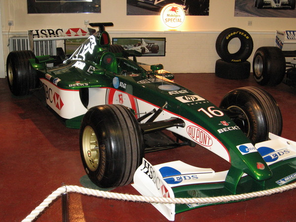 Jaguar R3 Jaguar R3