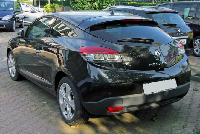 Renault Megane Coupé dCi 110 DPF Renault Megane Coupé dCi 110 DPF