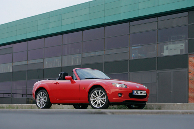 Mazda MX-5 1.8 Mazda MX-5 1.8