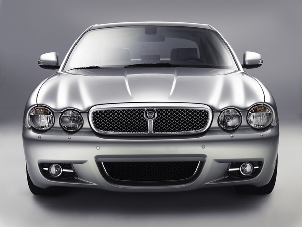 Jaguar XJ6 2.7 D V6 Executive Jaguar XJ6 2.7 D V6 Executive