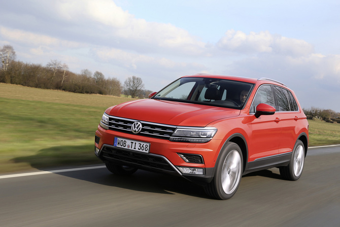 Volkswagen Tiguan 2.0 TDI Sport 4X2 BlueMotion Volkswagen Tiguan 2.0 TDI Sport 4X2 BlueMotion