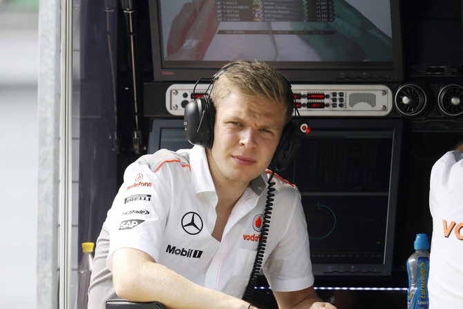 He is the son of racing driver Jan Magnussen He is the son of racing driver Jan Magnussen