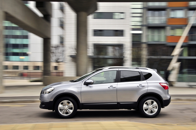 Nissan Qashqai 1.6 117hp Stop&Start 4x2 Tekna Sport Nissan Qashqai 1.6 117hp Stop&Start 4x2 Tekna Sport
