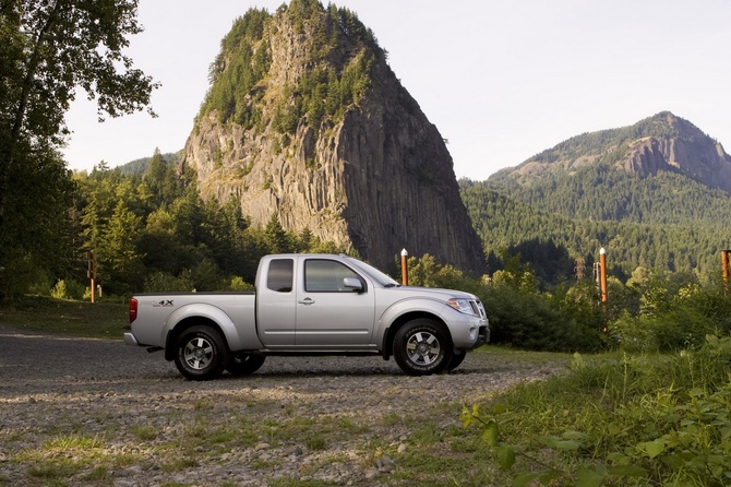 Nissan Frontier Crew Cab SV 4X2 Nissan Frontier Crew Cab SV 4X2