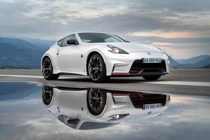 The new 370Z Nismo can accelerate from 0 to 100km/h in just 5.2 seconds The new 370Z Nismo can accelerate from 0 to 100km/h in just 5.2 seconds