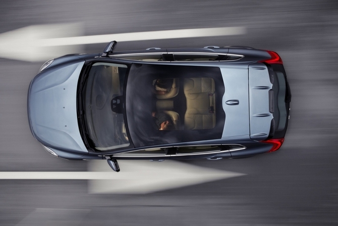 More Photos of Next Generation Volvo V40 Leaked Including Interior Images More Photos of Next Generation Volvo V40 Leaked Including Interior Images