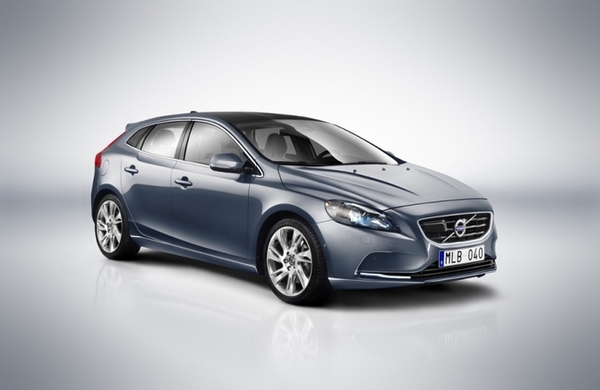 More Photos of Next Generation Volvo V40 Leaked Including Interior Images More Photos of Next Generation Volvo V40 Leaked Including Interior Images