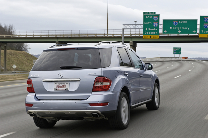 Mercedes-Benz ML 450 Hybrid Mercedes-Benz ML 450 Hybrid