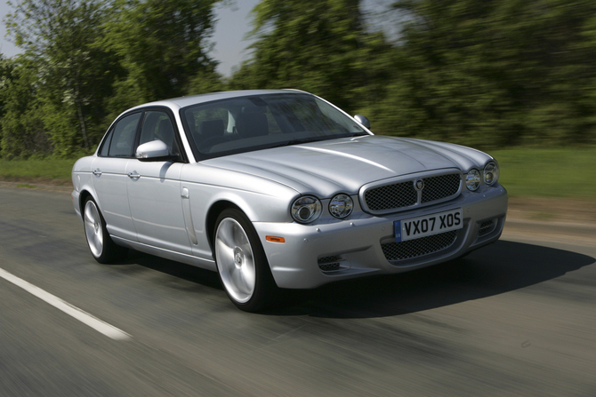 Jaguar XJR Jaguar XJR