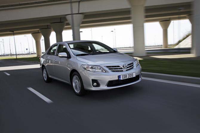 Toyota Corolla SD 1.6 Exclusive Toyota Corolla SD 1.6 Exclusive