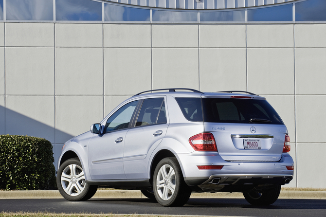Mercedes-Benz ML 450 Hybrid Mercedes-Benz ML 450 Hybrid