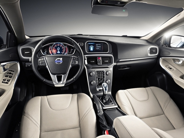 More Photos of Next Generation Volvo V40 Leaked Including Interior Images More Photos of Next Generation Volvo V40 Leaked Including Interior Images