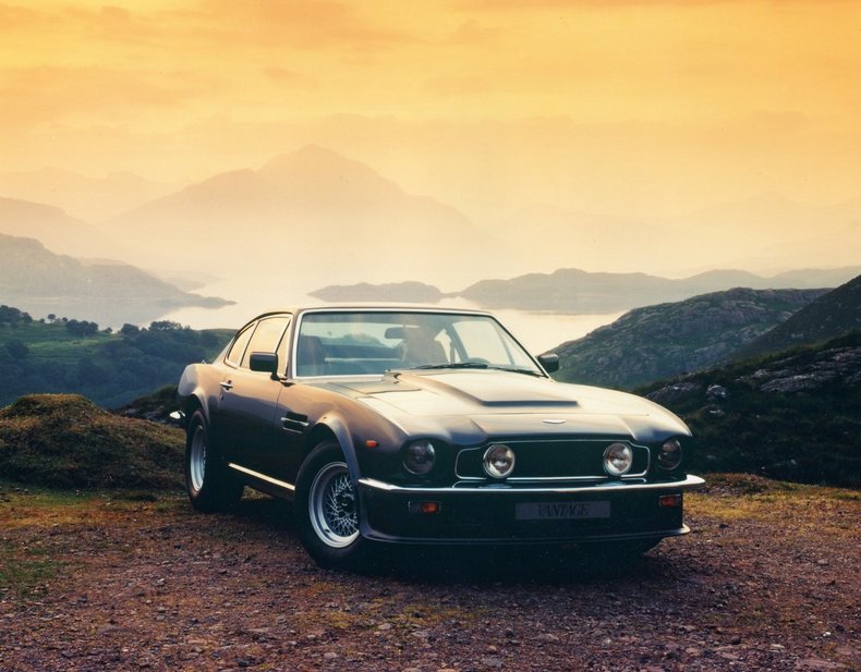 Aston Martin V8 Vantage