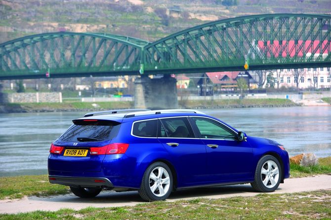 Foto Honda Accord Tourer - 2.2 i-DTEC Executive