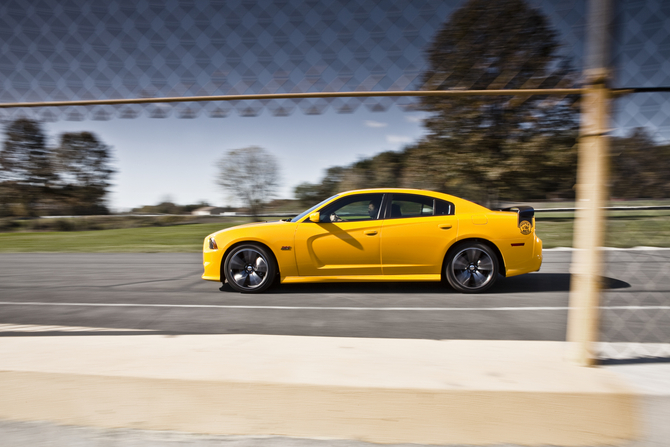 SRT Charger SRT8 Super Bee SRT Charger SRT8 Super Bee