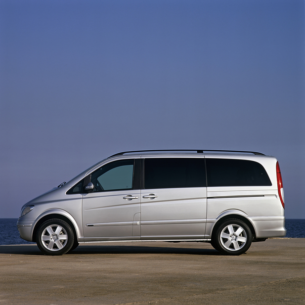 Mercedes Benz Viano 2.2 CDI Long Auto specs, dimensions