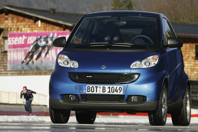 smart fortwo coupé Brabus smart fortwo coupé Brabus