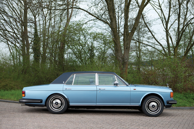 Rolls-Royce Silver Spur Rolls-Royce Silver Spur