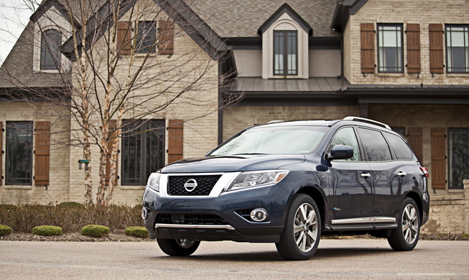 Nissan Pathfinder 4 Nissan Pathfinder 4