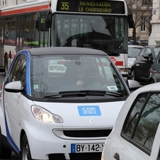 Lyon accueille un nouveau concept de mobilité: 200 véhicules car2go Lyon accueille un nouveau concept de mobilité: 200 véhicules car2go