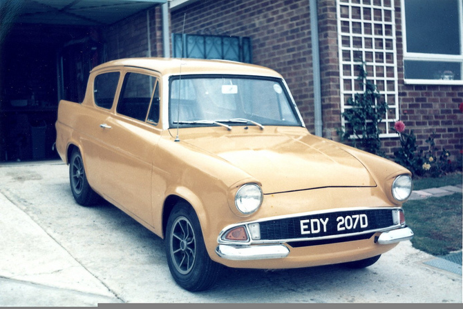 Ford Anglia 105E Ford Anglia 105E