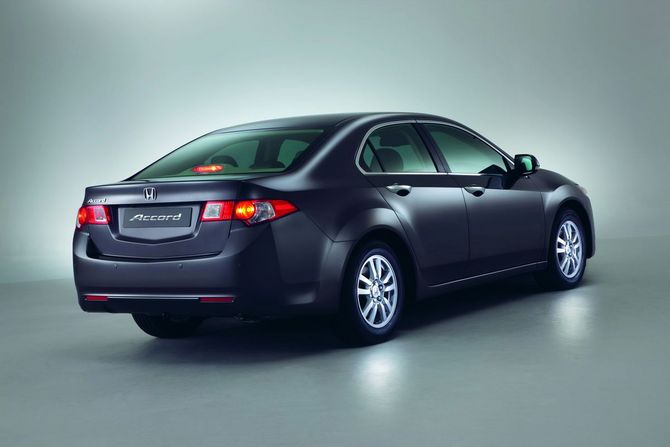 Honda Accord 2.2 i-DTEC Executive Advance AT Limited Edition Honda Accord 2.2 i-DTEC Executive Advance AT Limited Edition