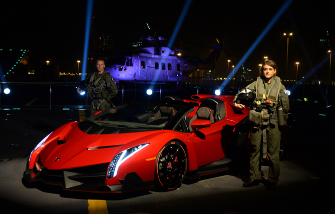 Vão ser produzidas o triplo das unidades do Veneno Roadster, comparativamente à versão coupé Vão ser produzidas o triplo das unidades do Veneno Roadster, comparativamente à versão coupé