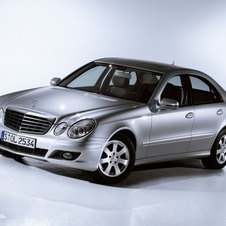 Mercedes-Benz E 280 4MATIC Mercedes-Benz E 280 4MATIC