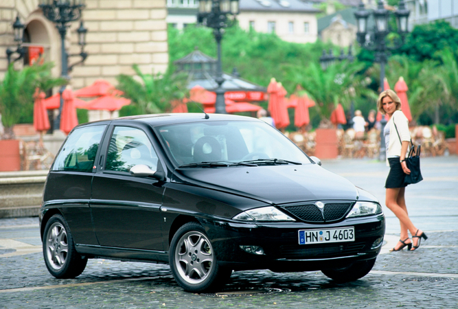 Lancia Y Lancia Y