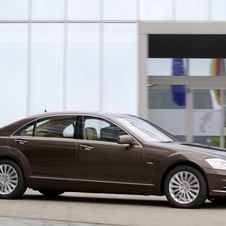 Mercedes-Benz S-Class Mercedes-Benz S-Class