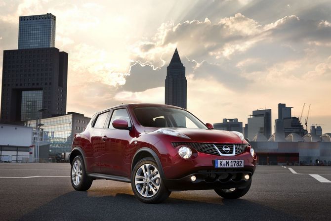 Nissan Juke 1.6 Turbo 4WD CVT Nissan Juke 1.6 Turbo 4WD CVT