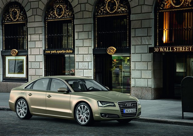 Audi A8 4.2 FSI quattro Audi A8 4.2 FSI quattro