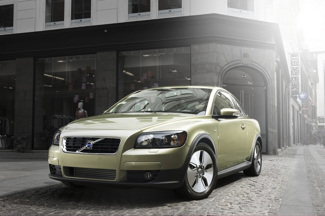 Volvo C30 D5 Summum Geartronic Volvo C30 D5 Summum Geartronic