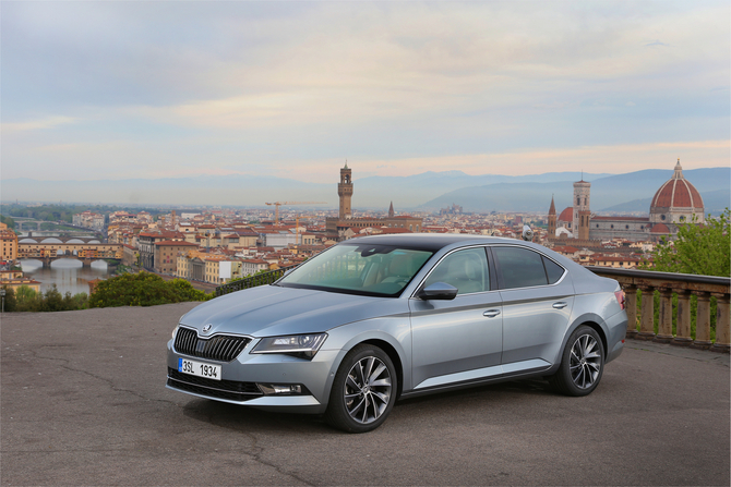 Skoda Superb 1.4 TSI Active DSG Skoda Superb 1.4 TSI Active DSG