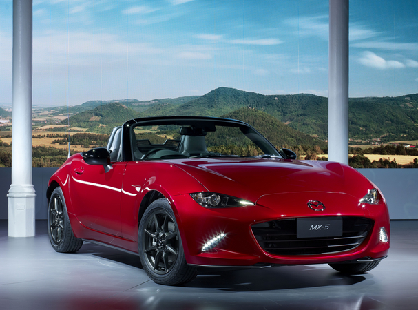 Mazda MX-5 2.3 SKYACTIV-G Mazda MX-5 2.3 SKYACTIV-G