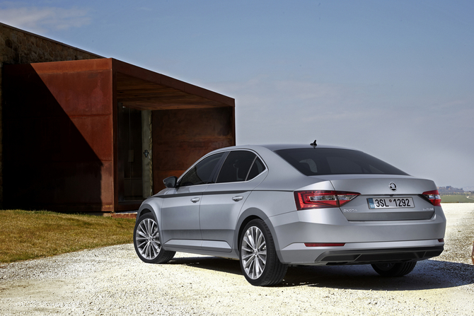 Skoda Superb 1.4 TSI Style DSG Skoda Superb 1.4 TSI Style DSG