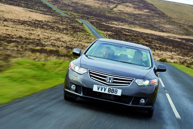 Honda Accord 2.2 i-DTEC Executive AT Limited Edition Honda Accord 2.2 i-DTEC Executive AT Limited Edition