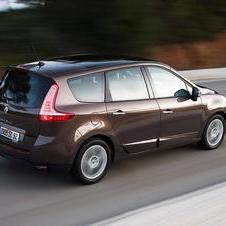 Renault Grand Scénic III 1.5 dCi 110cv FAP ECO2 Luxe Renault Grand Scénic III 1.5 dCi 110cv FAP ECO2 Luxe