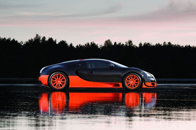 The Veyron is rumored to get a 1,600hp version as a finale. The Veyron is rumored to get a 1,600hp version as a finale.