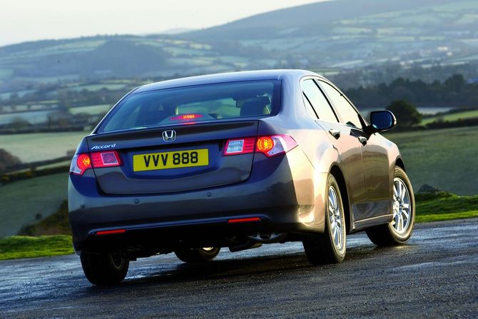 Honda Accord 2.2 i-DTEC Executive AT Limited Edition Honda Accord 2.2 i-DTEC Executive AT Limited Edition