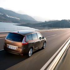Renault Grand Scénic III 1.9 dCi 130cv FAP Luxe Renault Grand Scénic III 1.9 dCi 130cv FAP Luxe